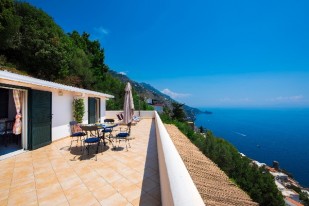 Amalfi coast villa for rent: Praiano